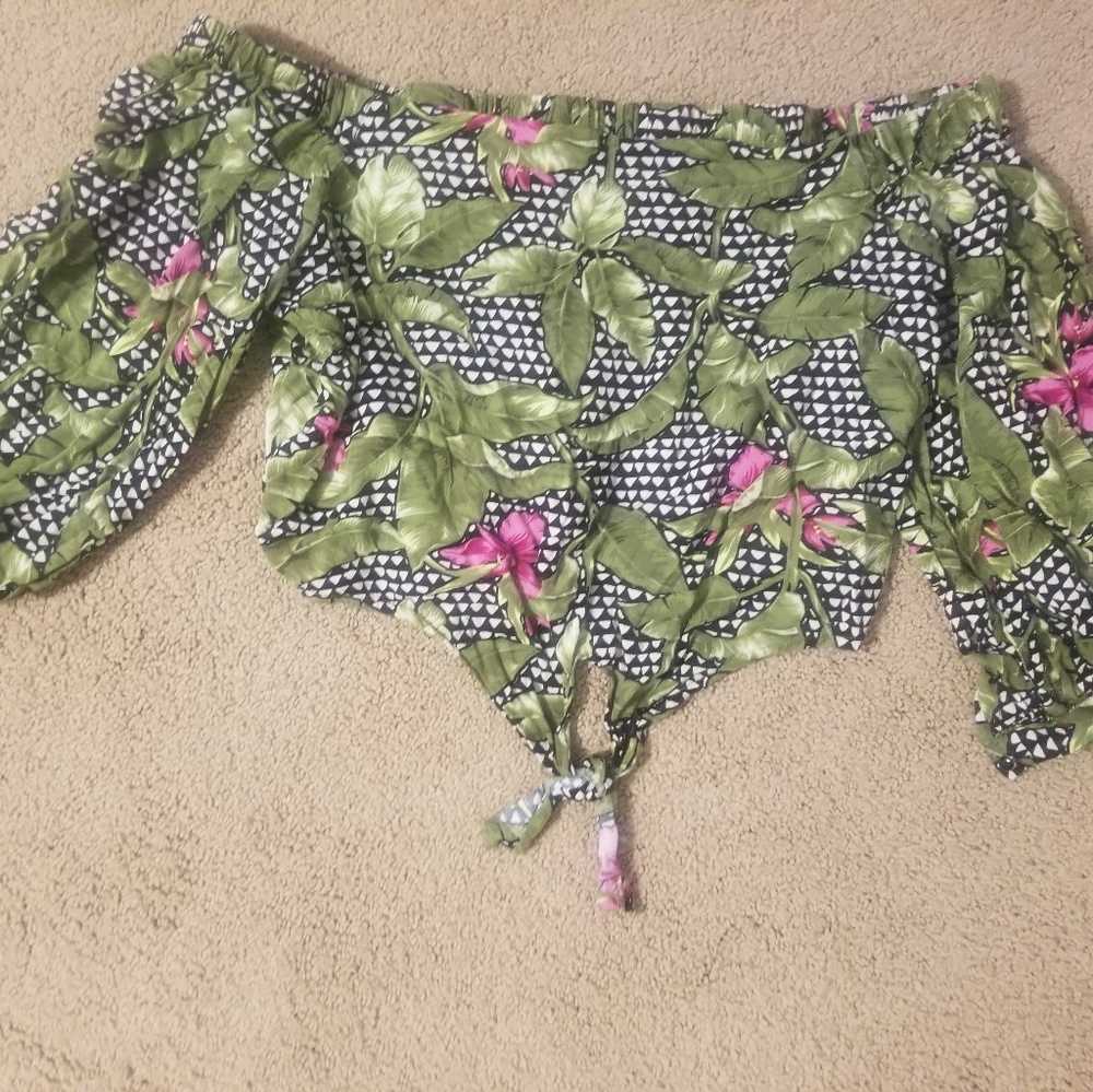 Green Teopical Crop Top